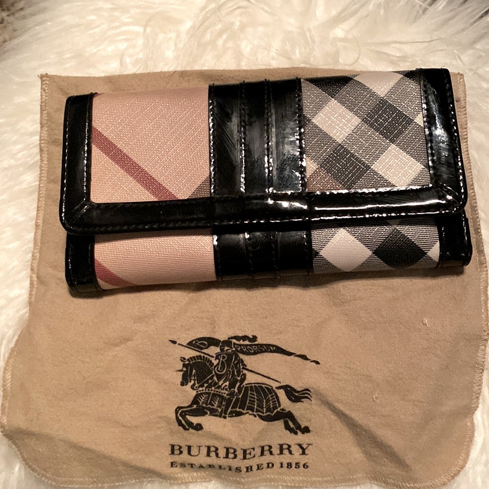 Burberry wallet